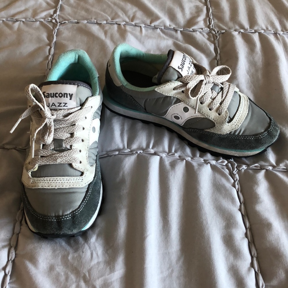 Women’s Saucony Jazz Low Pro Athletic Sneakers